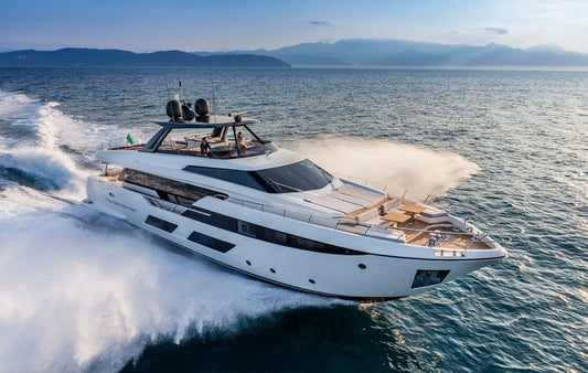 Ferretti Yachts 920